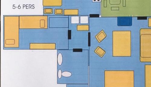 Two-Bedroom Apartment Streetview (6p) - own Patio, Bathroom & Kitchen