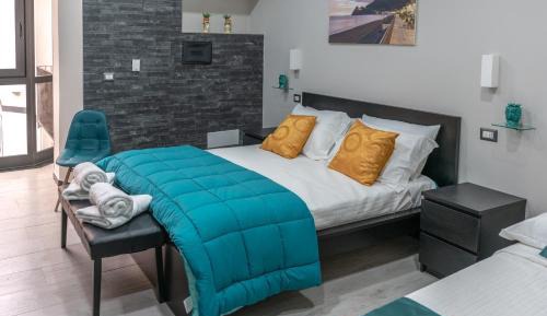 Quadruple Room with Private Bathroom