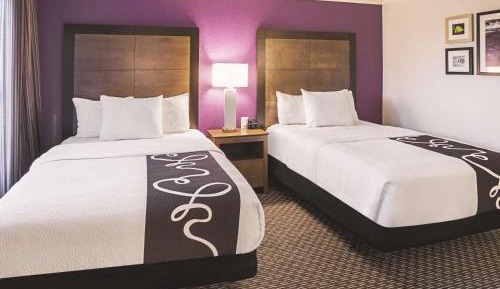 Double Room with Two Double Beds - Disability Access