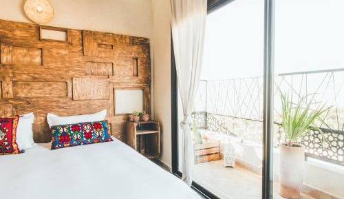 Double Room with Balcony and Sea View