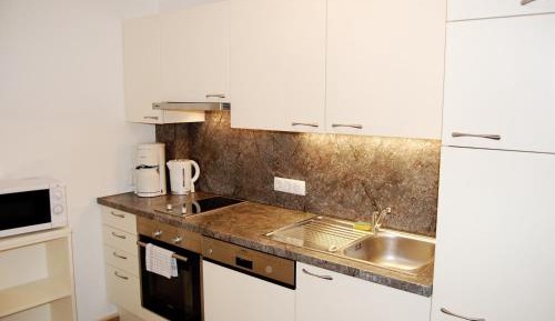 Deluxe Two-Bedroom Apartment