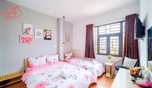 Triple Room with City View