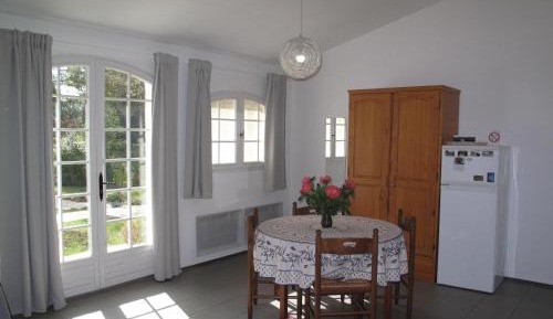 Apartment (2 Adults)