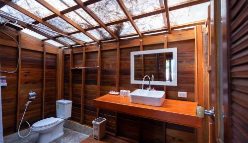 Beachfront Deluxe Plus