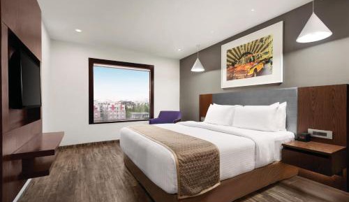 Day Use Room (10 am to 6 pm), No Night Stay allowed, Mandatory Check Out at 6 pm, Multiple days Stay not allowed