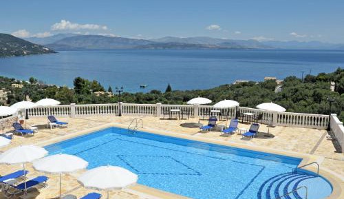 Superior Two-Bedroom Apartment (4-5 Adults) with Sea View