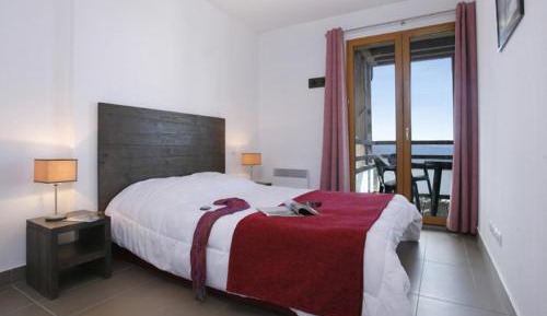 Comfort One-Bedroom Apartment (4 Adults) 