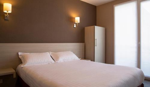 Apartment (4 Adults)