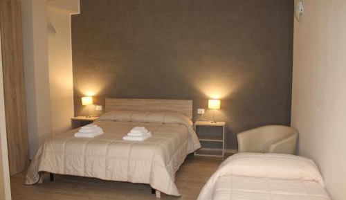 Comfort Triple Room with Shower