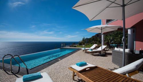 Villa with Sea View