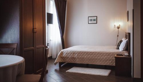 One-Bedroom Suite
