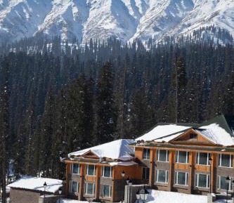 Luxury Double Room - Himalayan View