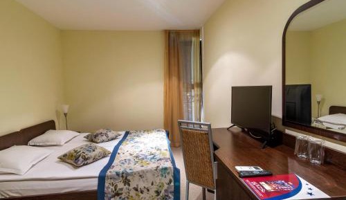 Small Economy Twin Room 
