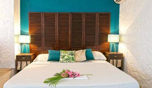 Hibiscus Two-Bedroom King Suite