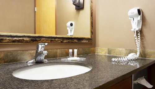 King Room - Non-Smoking