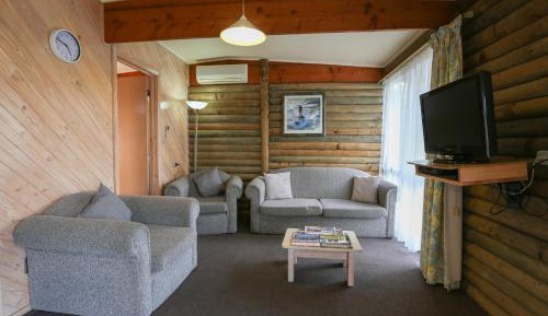 One-Bedroom Cottage (Sleeps 2)