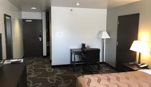 King Room - Non-Smoking