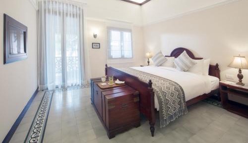 Pavie Bungalow Pool View or River View