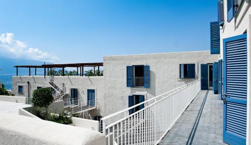 One-Bedroom Apartment - Split Level