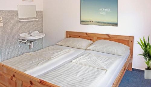 Double Room with Shared Toilet