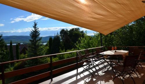 Three-Bedroom Townhouse