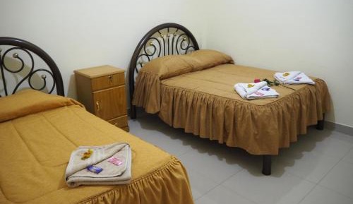 Deluxe Family Room