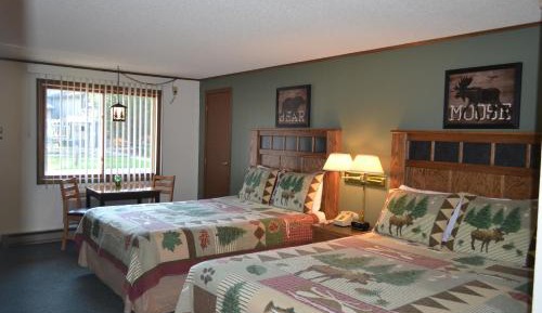 Deluxe Room with Two Queen Beds