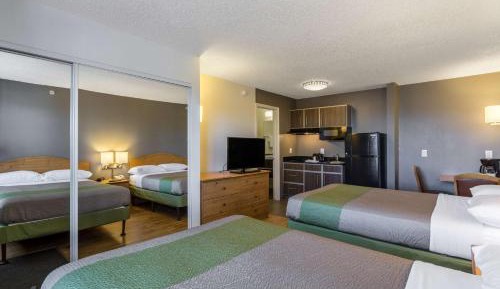 Quadruple Room - Disability Access - Non-Smoking