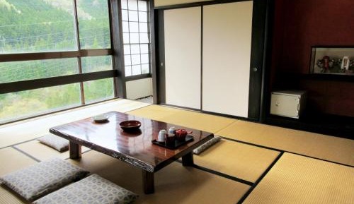 Japanese-Style Room
