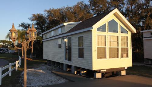 One-Bedroom Double Loft Park Model Cabin