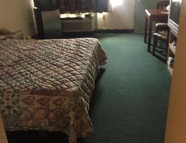 Budget Single Room - Smoking