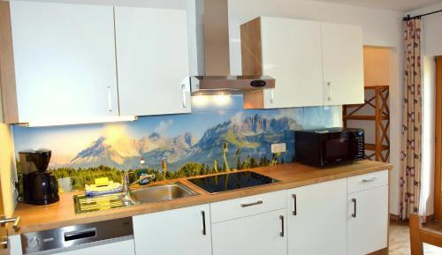 Comfort One-Bedroom Apartment with Balcony
