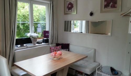 One-Bedroom Apartment with Terrace