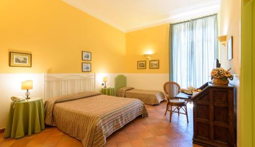 Triple Room with Balcony