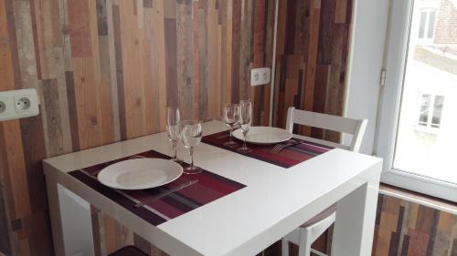 Studio Apartment