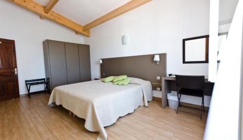 Superior Double Room with Pool View