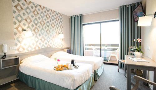 Double or Twin Room with Garden View