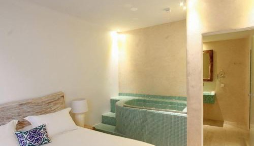 Junior Suite with Sea View Angel