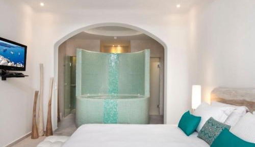Suite with Sea View Romance