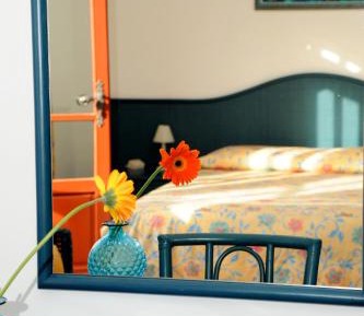 Deluxe Double Room with Balcony and Sea View