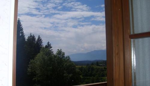 Single Room with Mountain View