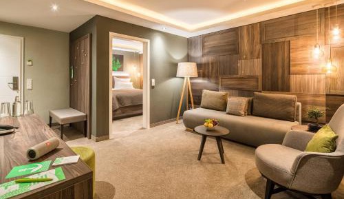 One-Bedroom Suite