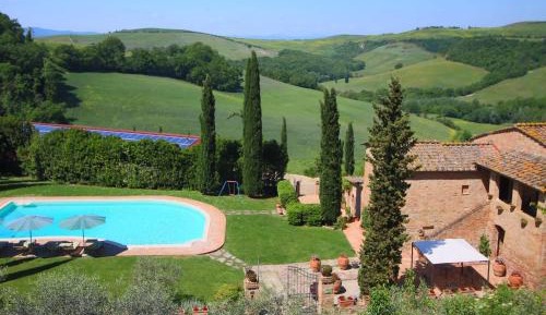 Two-Bedroom Holiday Home