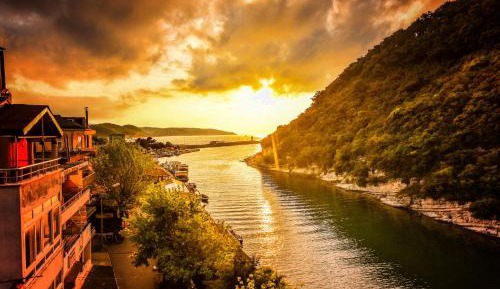 Double Room with Lake View