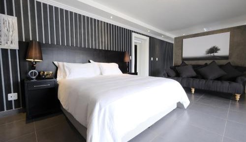 Presidential Hotel Room
