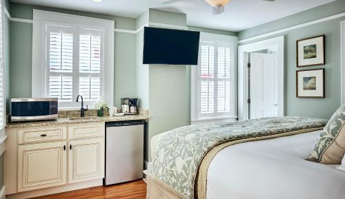 Queen Room