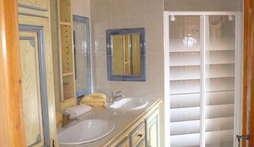 Suite (2 Adults)