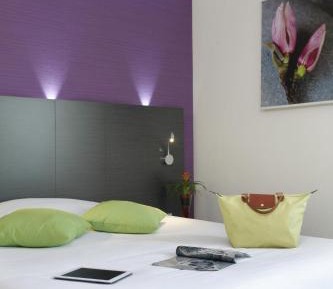 1 Double Bed - Superior Room