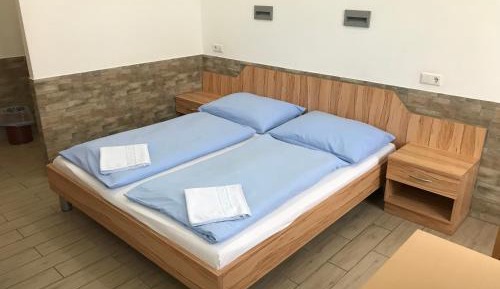 Double Room with Shower