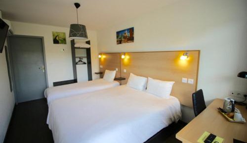 Comfort Triple Room with Shower